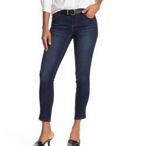 1822 Denim Adrianna Size 10